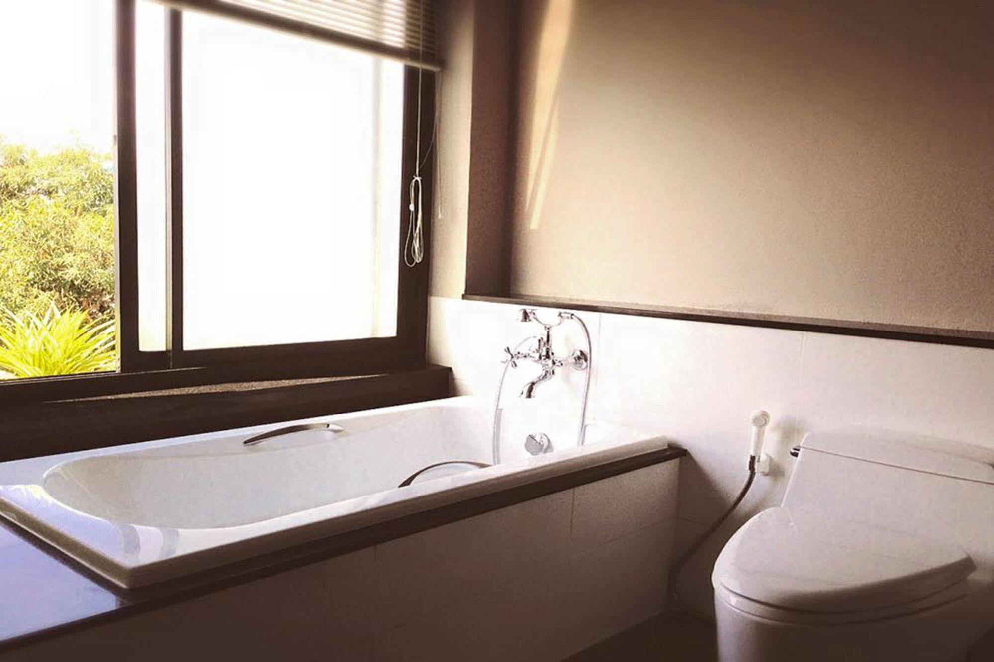 Mulberry House Hotel Pak Thong Chai Ngoại thất bức ảnh