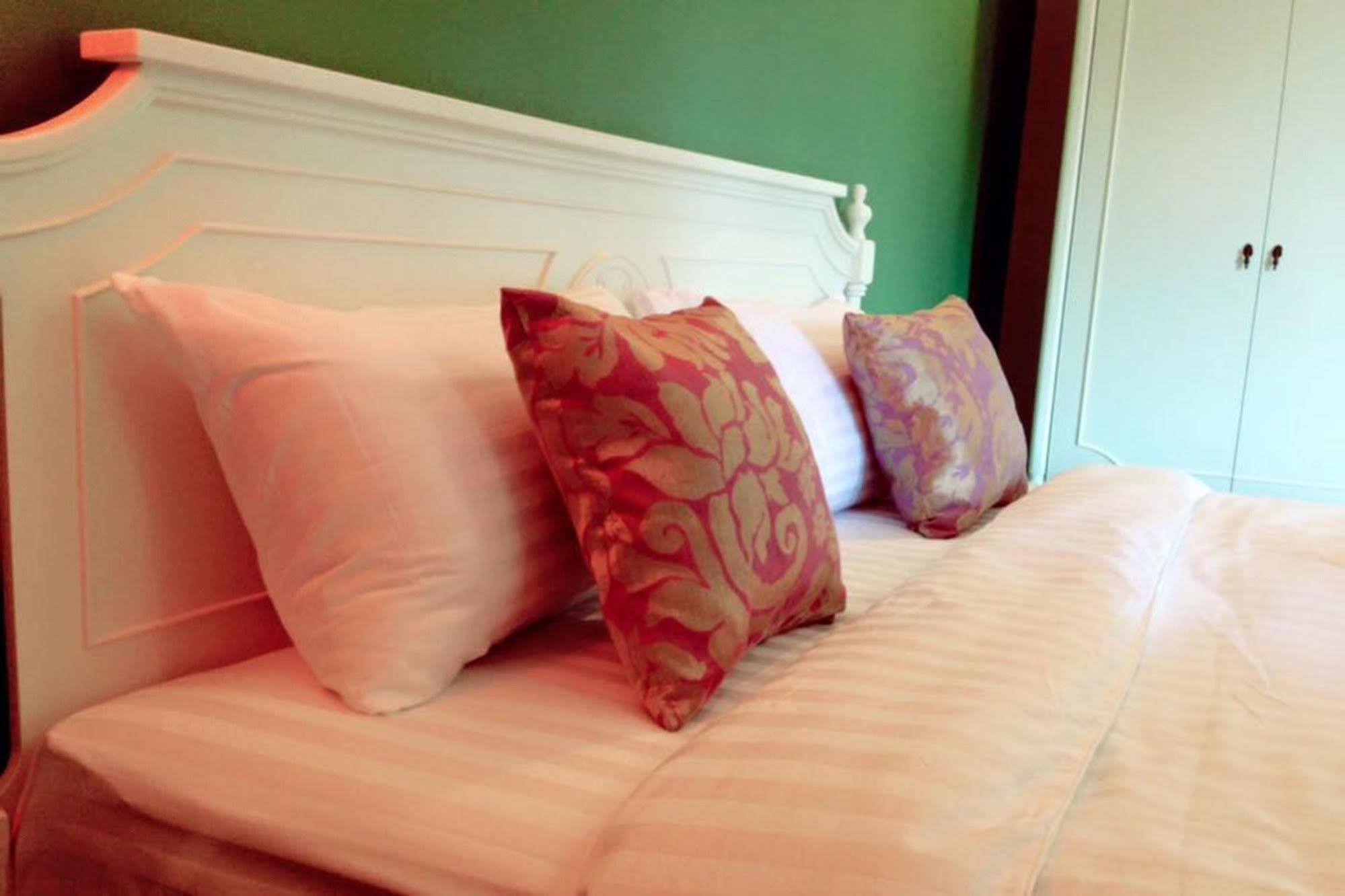 Mulberry House Hotel Pak Thong Chai Ngoại thất bức ảnh